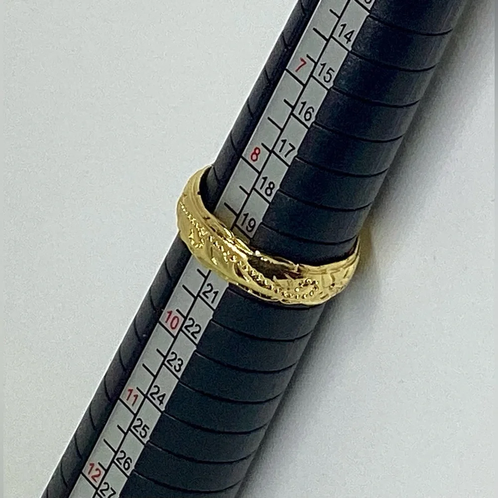 NWT! Beautiful 18 kt Gold Plated Band Wedding Floral 9
